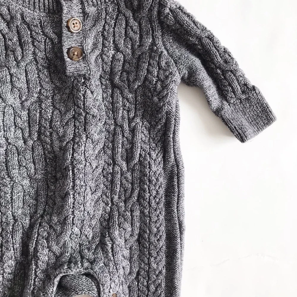 Babygap gray cable knit sherpa collar jumper EUC 0-3 months